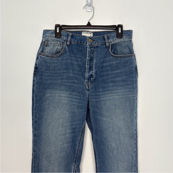 Free People. We The Free. Serafin Mid Rise Slim Bootcut Jeans. Size 30. - Picture 4 of 14